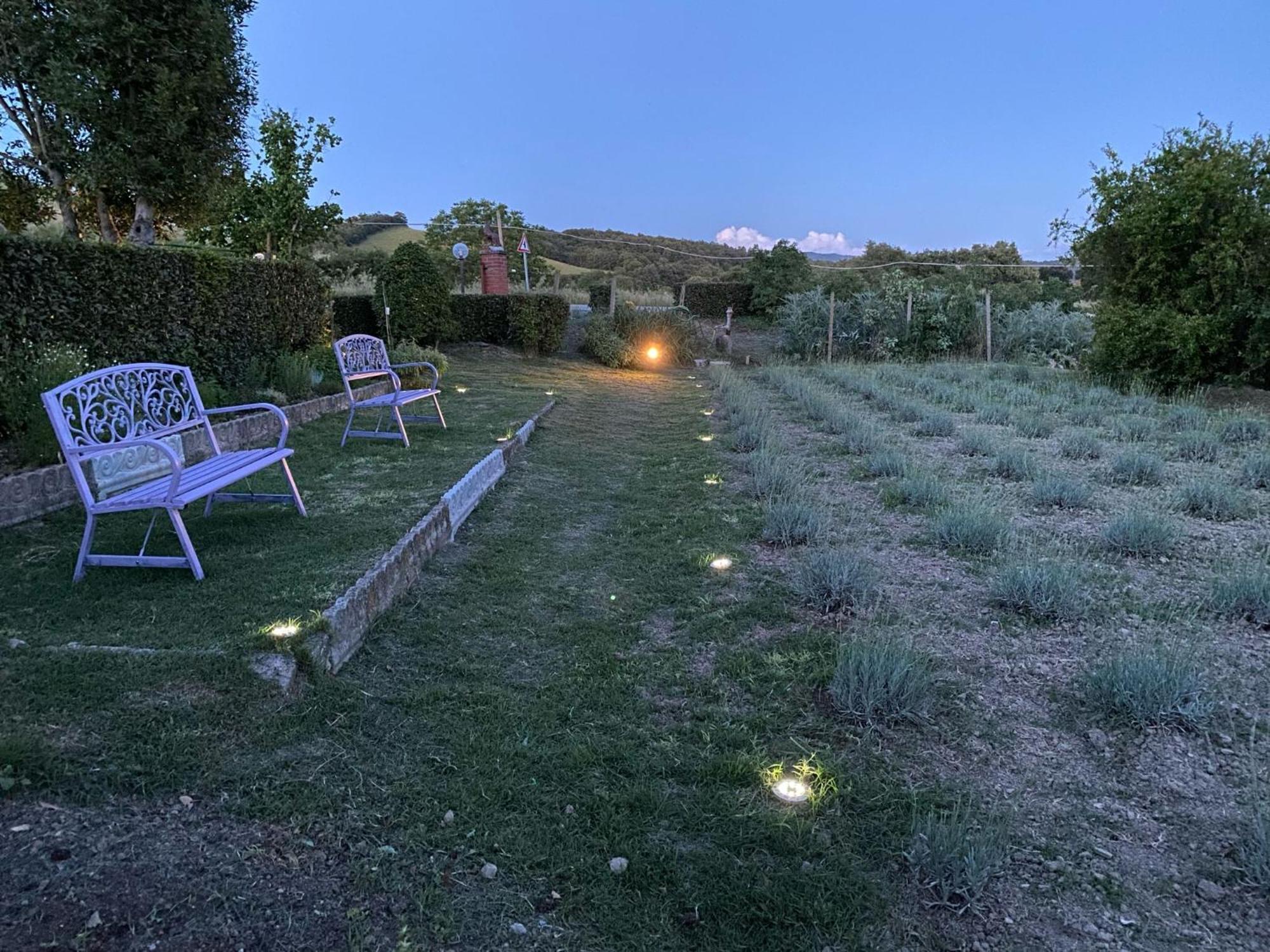 Casa Vacanze Podere San Giusto Волтера Екстериор снимка